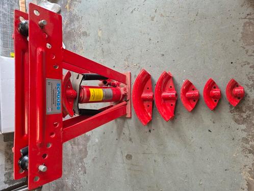 Pijpenbuiger hydraulisch nieuwstaat, Doe-het-zelf en Verbouw, Gereedschap | Overige machines, Zo goed als nieuw, Ophalen of Verzenden
