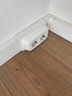 Attema K40 kabelgoot met stopcontacten, Doe-het-zelf en Verbouw, Elektra en Kabels, Ophalen, Gebruikt, Stopcontact