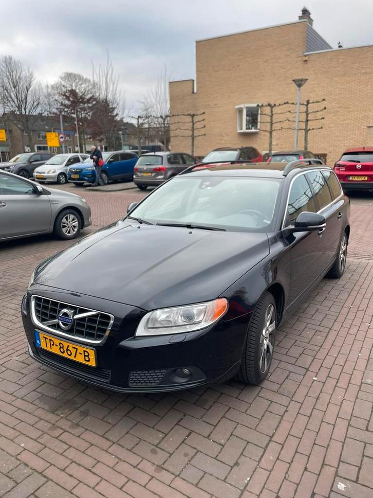 Volvo V70 2.5 T 2011 Momentum/Xenon/Zwart, Auto's, Volvo, Particulier, V70, Apple Carplay, Benzine, D, Stationwagon, Handgeschakeld