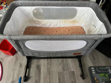 Co-sleeper wiegje Beeyu beschikbaar voor biedingen