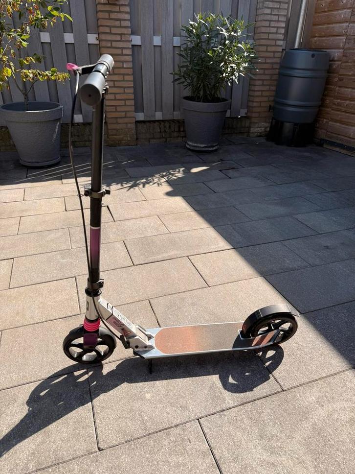 Oxelo Mid 9 step – in goede staat, Fietsen en Brommers, Steps, Gebruikt, Gewone step, Ophalen