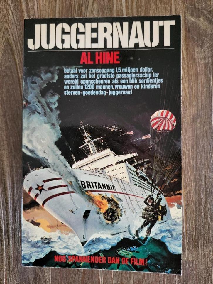 Juggernaut - Al Hine, Boeken, Thrillers, Zo goed als nieuw, Ophalen of Verzenden