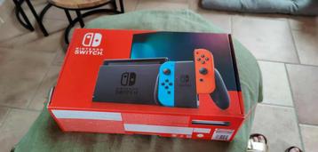 Switch in doos met 9 spellen accesoires en Switch Online! beschikbaar voor biedingen