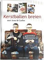 Kerstballen breien met Arne & Carlos., Hobby en Vrije tijd, Breien en Haken, Ophalen of Verzenden, Zo goed als nieuw, Breien, Patroon of Boek
