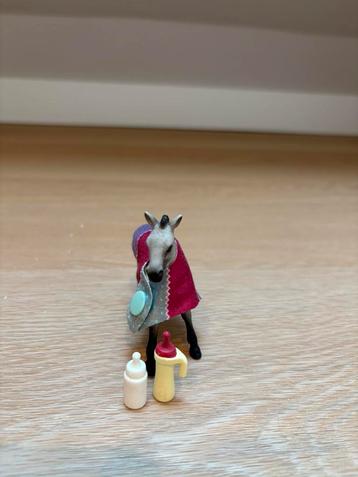 Schleich paarden beschikbaar voor biedingen