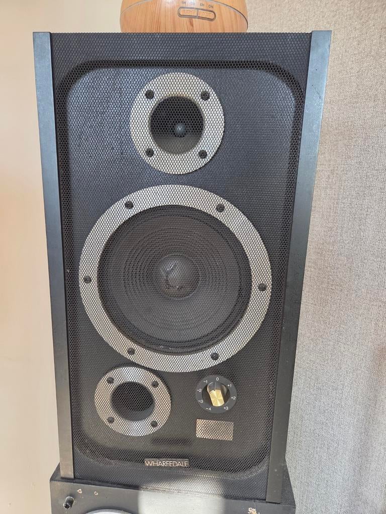 GEZOCHT             Wharfdale E20 woofer, Audio, Tv en Foto, Luidsprekers, Ophalen of Verzenden, 120 watt of meer, Subwoofer, Overige merken