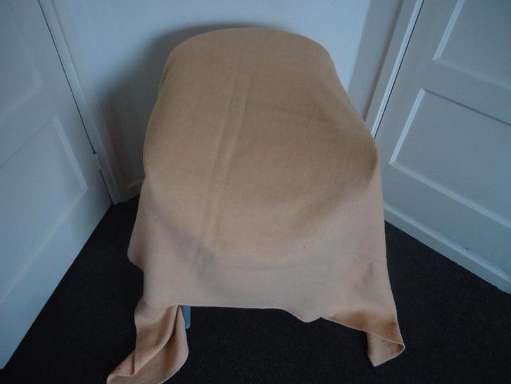 1x retro, roze wollen deken 200 x 140 cm, warm in de winter!, Huis en Inrichting, Woonaccessoires | Plaids en Woondekens, Gebruikt