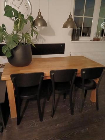 Rechthoekig eettafel eiken massief