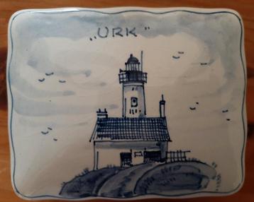 Heel mooi Delfts bakje, opschrift Urk. beschikbaar voor biedingen