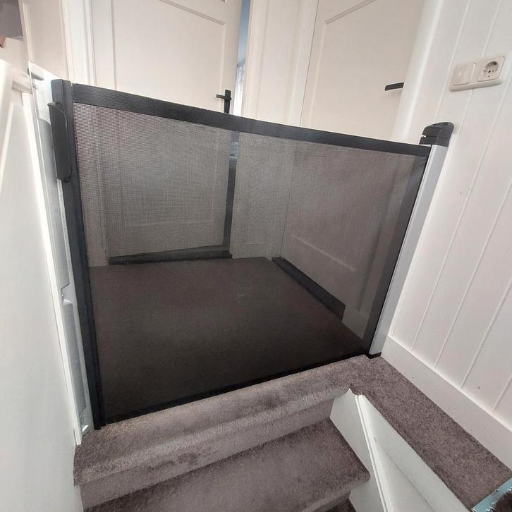 Lascal KiddyGuard Oprolhekje - Zo Goed Als Nieuw, Kinderen en Baby's, Traphekjes, Zo goed als nieuw, Oprolhekje, Metaal of IJzer