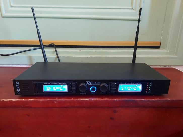 Power Dynamics PD732 microfoon ontvanger, Muziek en Instrumenten, Microfoons, Gebruikt, Overige typen, Draadloos, Ophalen of Verzenden