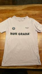 Non Grada t-shirt heren maat s paars, Kleding | Heren, T-shirts, Gedragen, Ophalen of Verzenden