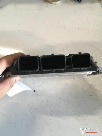 Opel Vivaro 1.9D 2005 ECU 0 281 011 530 beschikbaar voor biedingen