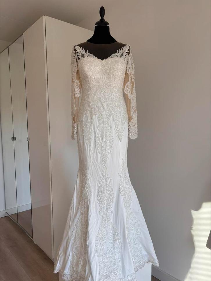 Trouwjurk Saray Bruidsmode NIEUWPRIJS 2000,-, Kleding | Dames, Trouwkleding en Trouwaccessoires, Gedragen, Trouwjurk, Wit, Ophalen