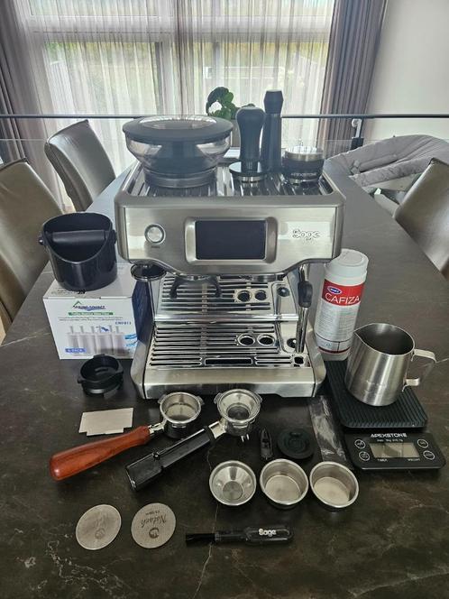 Sage - The Barista Touch (Zilver) + Complete Barista Set, Witgoed en Apparatuur, Koffiezetapparaten, Zo goed als nieuw, Koffiebonen