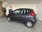 Peugeot 107 1.0-12V Urban Move Airco, Voorwielaandrijving, Gebruikt, 4 stoelen, Origineel Nederlands