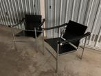 LC1 Le Corbusier zetels / fauteuils jaren 60, Huis en Inrichting, Ophalen of Verzenden, Gebruikt, 75 tot 100 cm, Midcentury modern