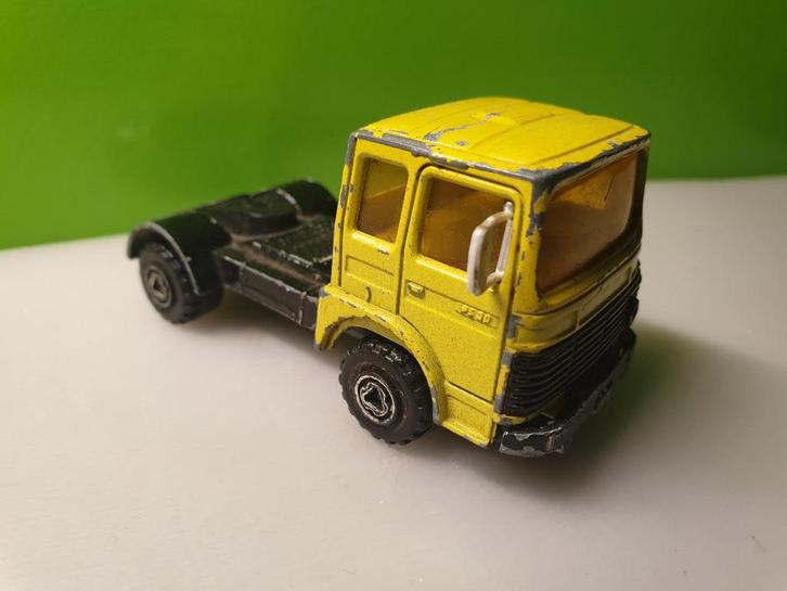 Majorette - Saviem Renault PS30 Truck [geel] 1/60, Hobby en Vrije tijd, Modelauto's | Overige schalen, Gebruikt, Bus of Vrachtwagen