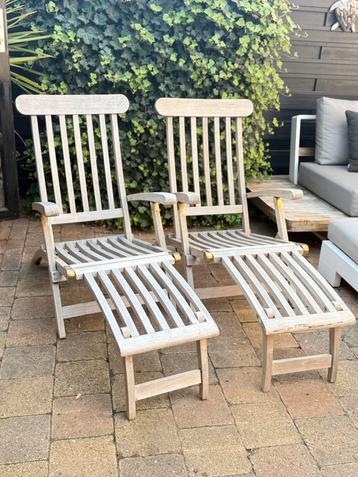 Tuin stoelen - ligstoelen 2 stuks van hout. beschikbaar voor biedingen