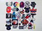 Stickers Kaws Murakami Bearbrick Bape Adidas logo skateboard, Verzamelen, Nieuw, Ophalen of Verzenden, Merk