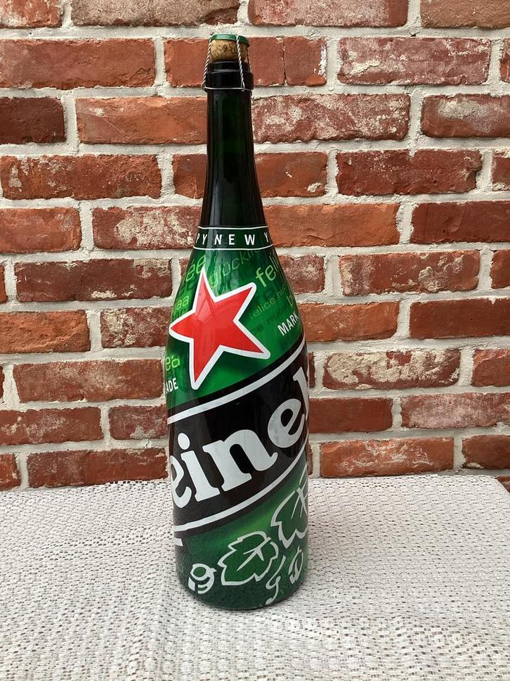 ONGEOPENDE "Heineken Fles - Iconische Pils - Speciale Editie, Verzamelen, Biermerken, Nieuw, Flesje(s), Heineken, Ophalen