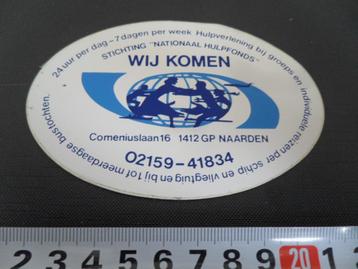 sticker Naarden Wij Komen  stichting Nationaal Hulpfonds *  beschikbaar voor biedingen
