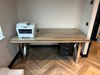 Eettafel met glasplaat, sleepers wood en metalen frame, Ophalen, Gebruikt, Bureau