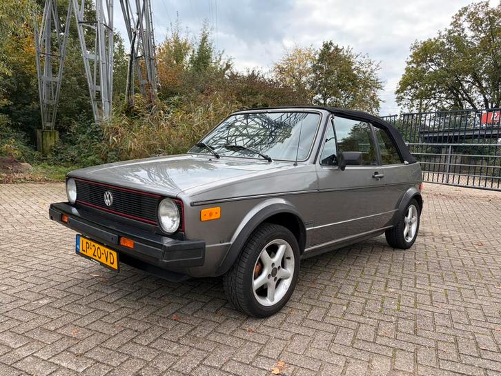 Volkswagen Golf 1 cabriolet 1983 Wegenbelastingvrij, Auto's, Volkswagen, Particulier, Benzine, Cabriolet, Automaat, Geïmporteerd