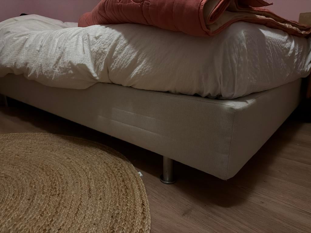 Ikea Boxspring 140x200 - exclusief matras, Huis en Inrichting, Slaapkamer | Boxsprings, Ophalen, Crème, Gebruikt, Tweepersoons