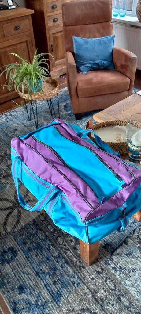 Sporttas vol met wintersport kleding, Kleding | Dames, Wintersportkleding, Overige typen, Maat 42/44 (L), Ophalen