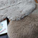 2 Nep Schapenvachten - Beige, Ophalen of Verzenden