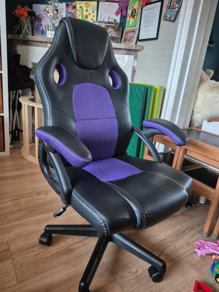 Beliani Fighter Gamestoel Paars, Huis en Inrichting, Bureaustoelen, Zwart, Ophalen