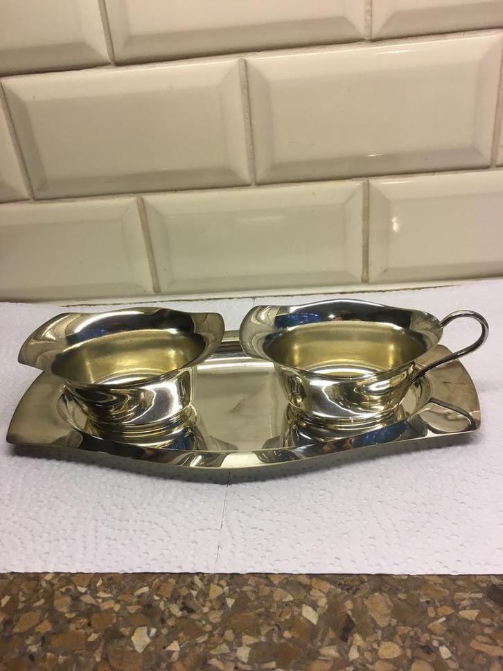 Art Deco.Verzilverd Roomstel.Melkkan & Suikerpot op Plateau., Antiek en Kunst, Antiek | Goud en Zilver, Ophalen of Verzenden