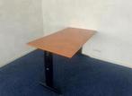 Bureau met zwarte metalen frame, Huis en Inrichting, Bureaus, Ophalen, In hoogte verstelbaar, Gebruikt, Bureau