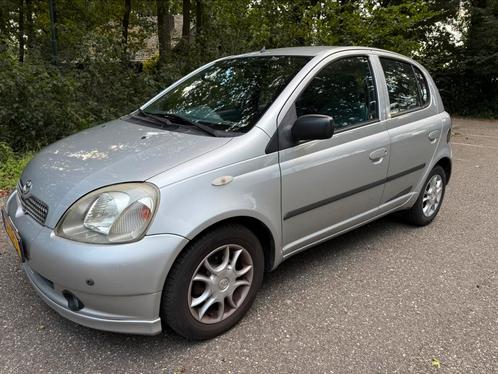 Toyota Yaris 1.3 16V 5DR AUTOmaat 2000 Grijs, Auto's, Toyota, Particulier, Yaris, Airbags, Airconditioning, Boordcomputer, Centrale vergrendeling