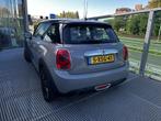 Mini Mini 1.5 Cooper First Born Edition 1e eigenaar, Lederen, Auto's, Mini, Voorwielaandrijving, 136 pk, Gebruikt, Euro 6