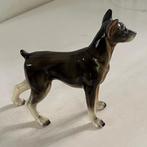 Porselein beeldje Hond, Antiek en Kunst, Antiek | Porselein, Ophalen of Verzenden
