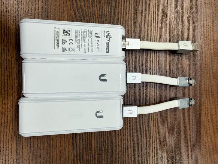 Ubiquiti UniFi Cloud Key (3 stuks) – Goed werkend, Computers en Software, Accesspoints, Zo goed als nieuw, Verzenden