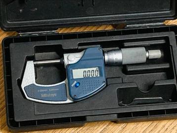 Mitutoyo digitale micrometer 0-25x0.001 mm  beschikbaar voor biedingen