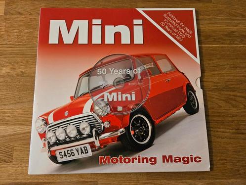Mini, Motoring Magic 2011, Boeken, Auto's | Boeken, Zo goed als nieuw, Ophalen of Verzenden