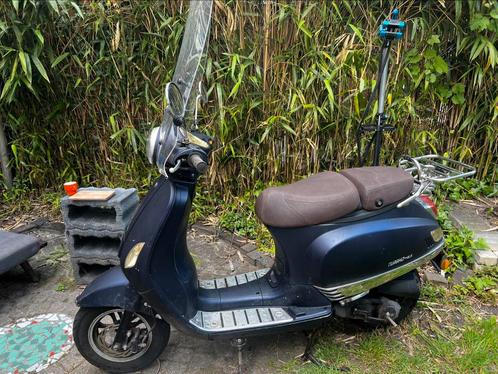 Turbho RL-50 scooter (opknapper), Fietsen en Brommers, Snorfietsen en Snorscooters, Gebruikt, Overige merken, Benzine, Ophalen of Verzenden
