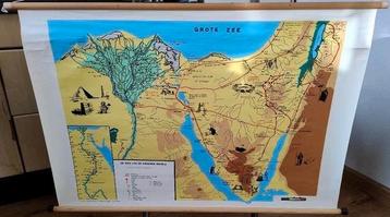 Oude Bijbelse schoolplaat weg van de kinderen Israels 65x97 beschikbaar voor biedingen