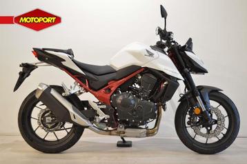 Honda CB 750 HORNET (bj 2025) beschikbaar voor biedingen