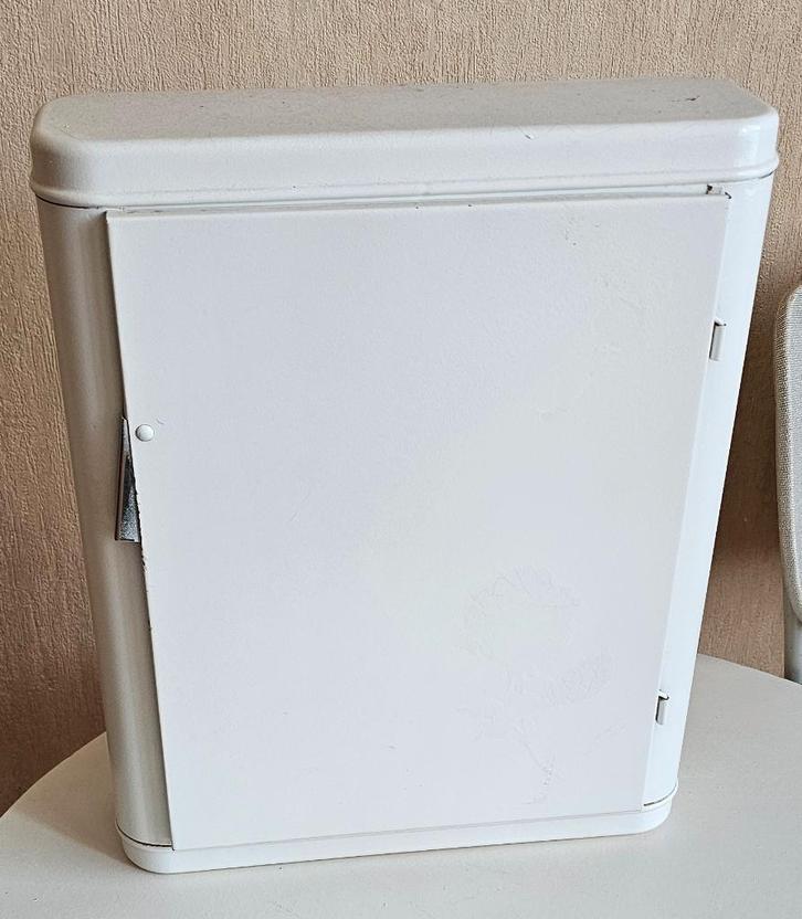 Vintage brabantia medicijnkastje, Verzamelen, Retro, Huis en Inrichting, Ophalen of Verzenden