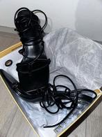Nieuwe hakken met transparante hak - Maat 39, Ophalen of Verzenden, Nieuw, Zwart, Schoenen met hoge hakken