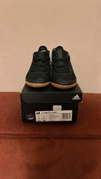 Adidas zaalvoetbal schoenen maat 33 nieuw in doos, Ophalen of Verzenden, Nieuw, Schoenen