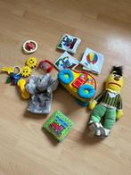 Set baby speelgoed – knuffels, rammelaars, boekjes, Ophalen of Verzenden, Gebruikt