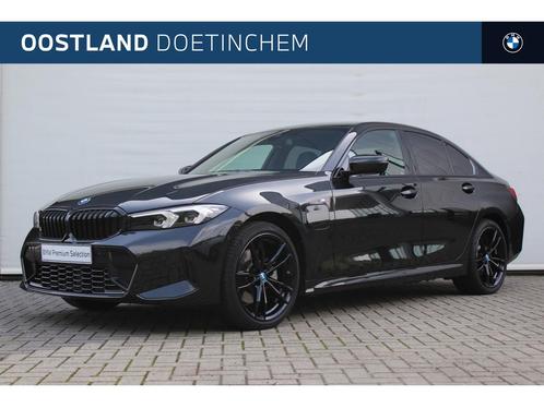 BMW 3 Serie 330e M Sport Automaat / Sportstoelen / Achteruit, Auto's, BMW, Bedrijf, Te koop, 3-Serie, Achteruitrijcamera, Airbags