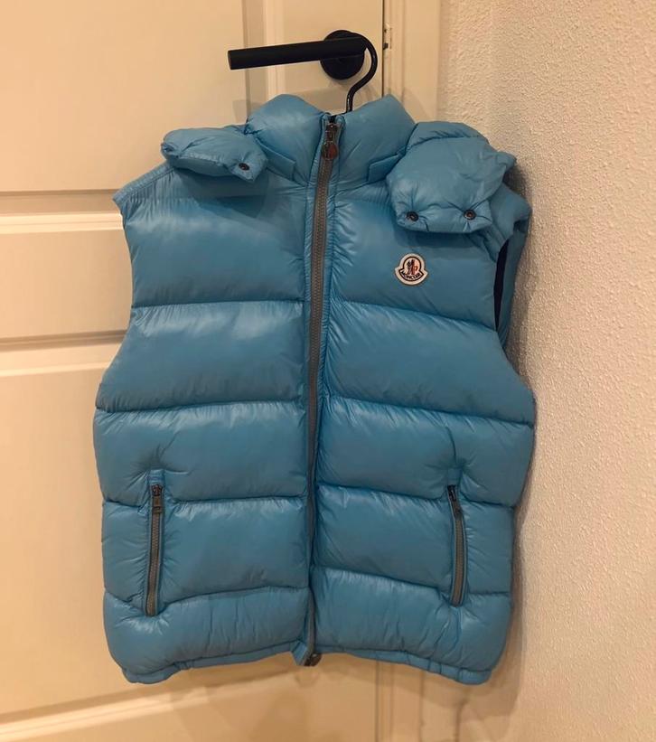 Moncler Bodywarmer Maat M - blauw, Kleding | Dames, Bodywarmers, Nieuw, Maat 38/40 (M), Blauw, Ophalen of Verzenden