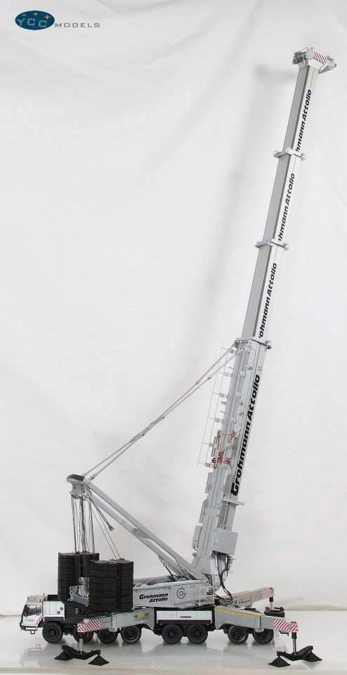 GEZOCHT - YCC "LIEBHERR LTM 1800” VAN GROHMANN., Hobby en Vrije tijd, Modelauto's | 1:50, Nieuw, Hijskraan, Tractor of Landbouw